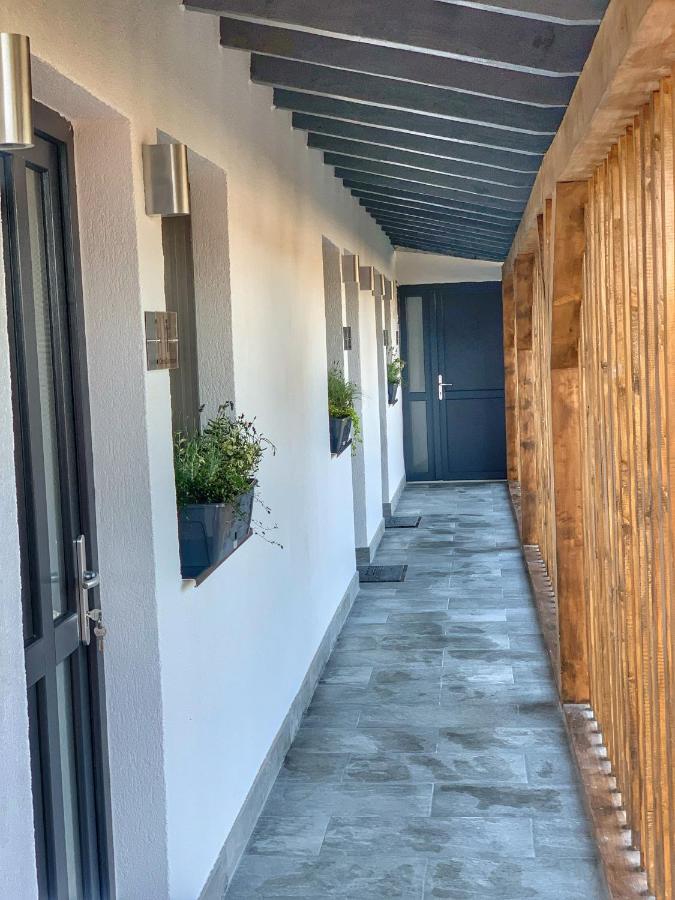 Corvin Guesthouse Hunedoara Exteriér fotografie