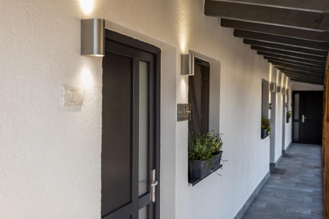 Corvin Guesthouse Hunedoara Exteriér fotografie